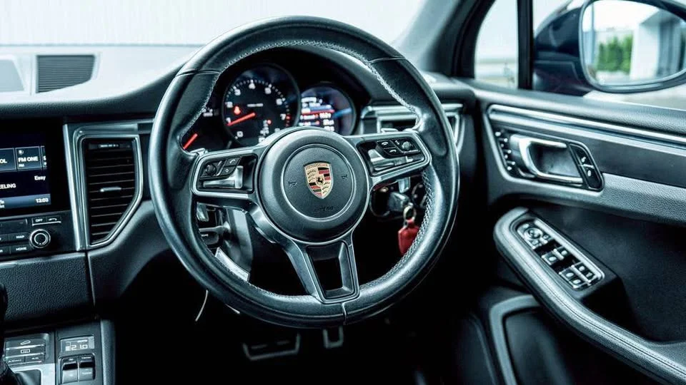 2017 Porsche Macan I 3