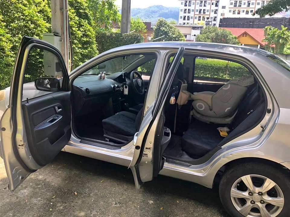 2011 Proton Saga II 2