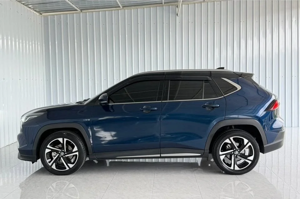 2023 Toyota Yaris Cross AC200 2