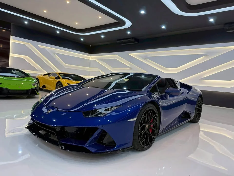 2020 Lamborghini Huracan 2