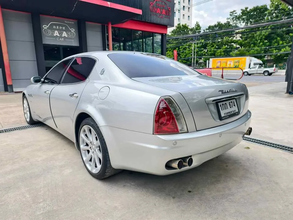 2010 Maserati Quattroporte V 2
