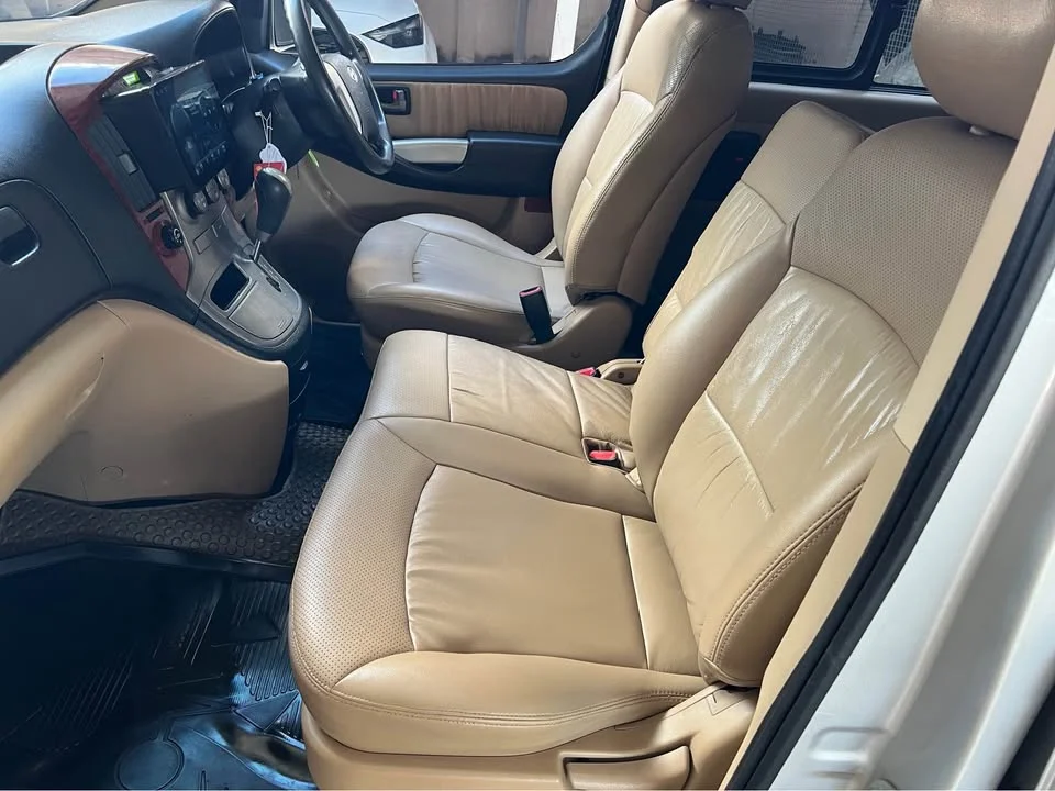 2010 Hyundai H-1 II 2