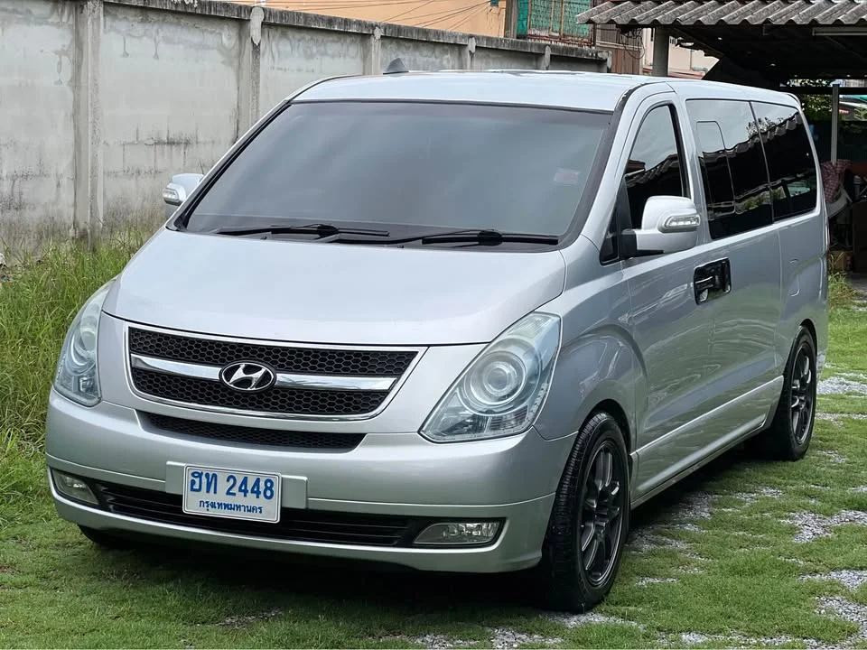 2010 Hyundai H-1 II 3