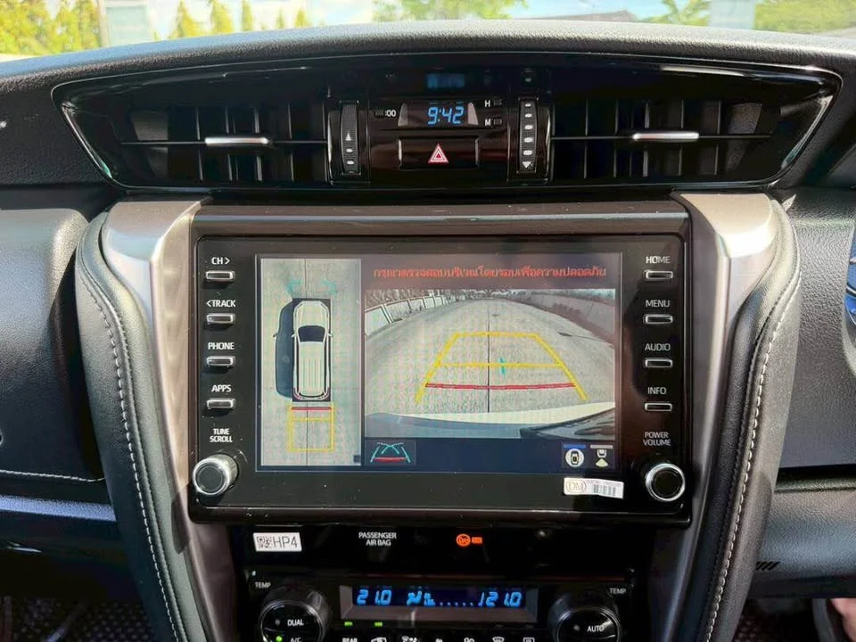 2022 Toyota Fortuner II 2