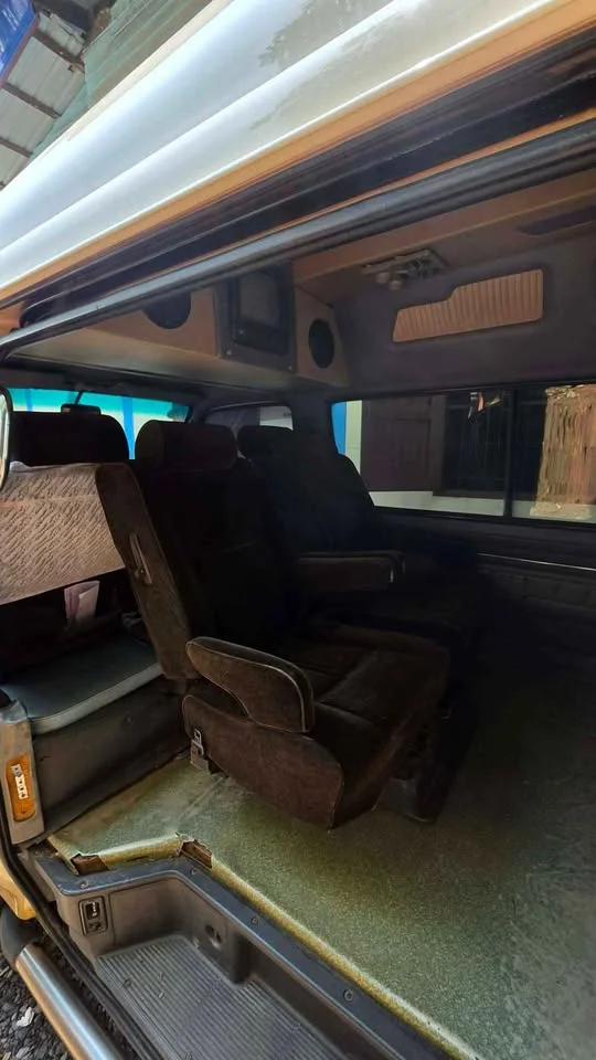 1998 Toyota Commuter IV (H100) 2
