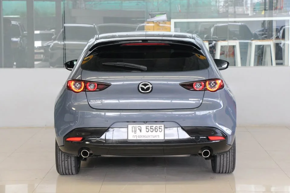 2021 Mazda 3 IV 2