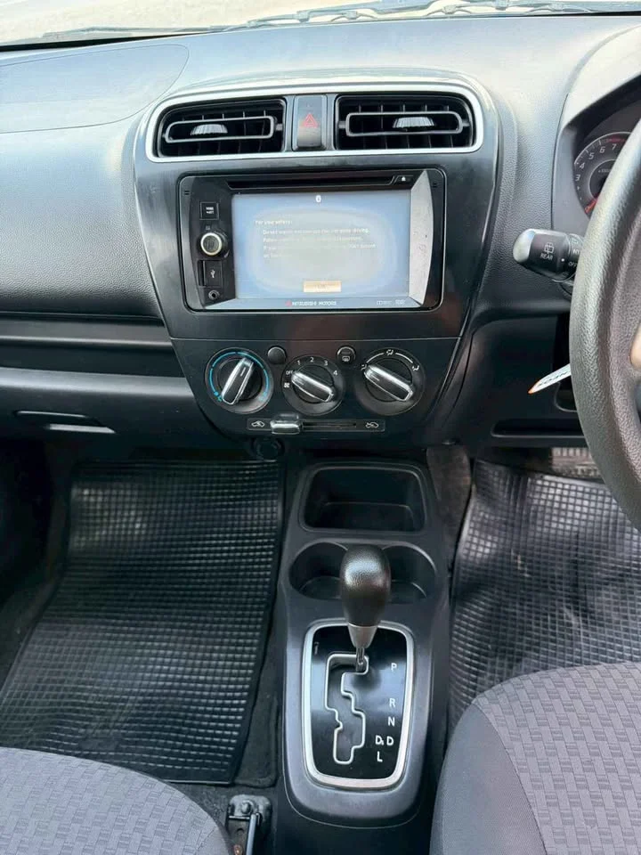 2018 Mitsubishi Mirage VI 3