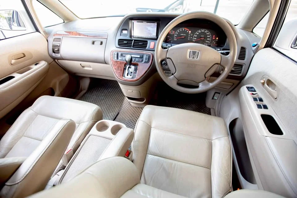 2002 Honda Odyssey II 2