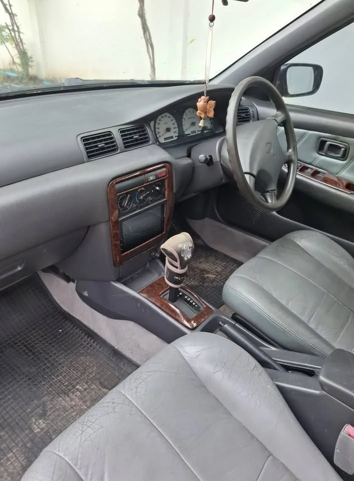 2000 Nissan Sunny IV 2