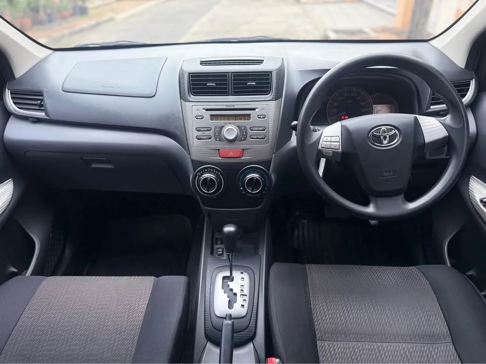 2013 Toyota Avanza II 3