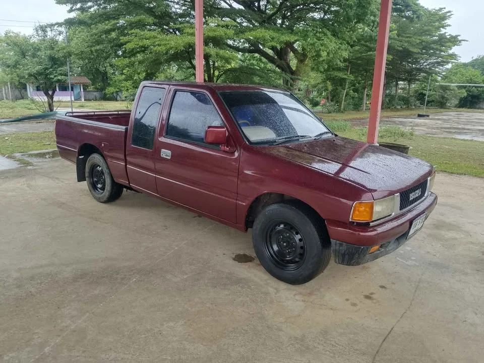 1997 Isuzu TFR III 3