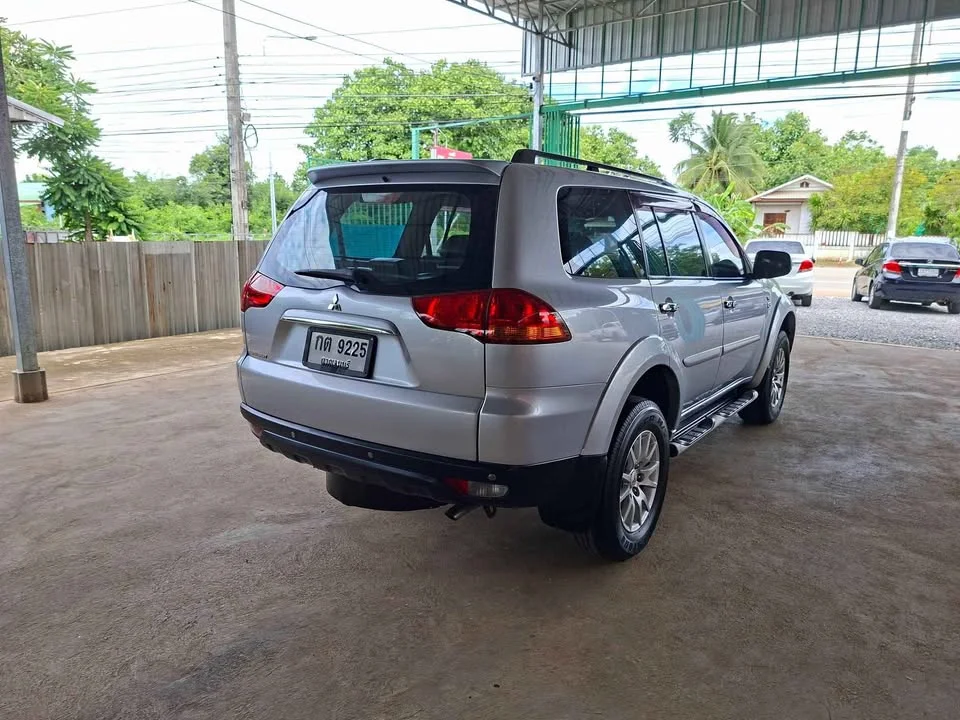 2013 Mitsubishi Pajero Sport II 3
