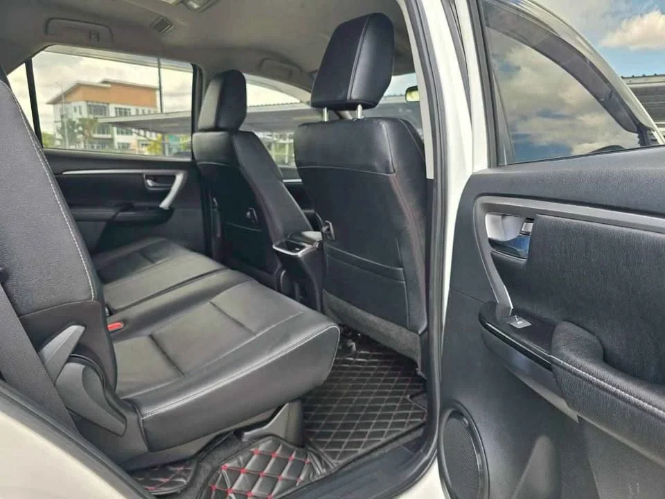 2022 Toyota Fortuner II 2