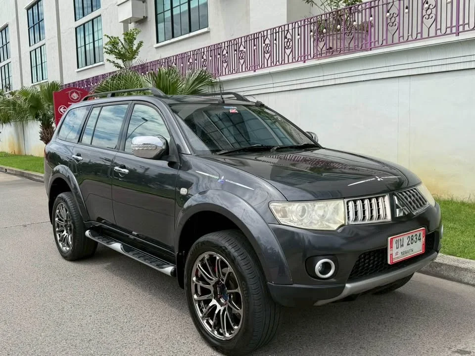 2009 Mitsubishi Pajero Sport II 2
