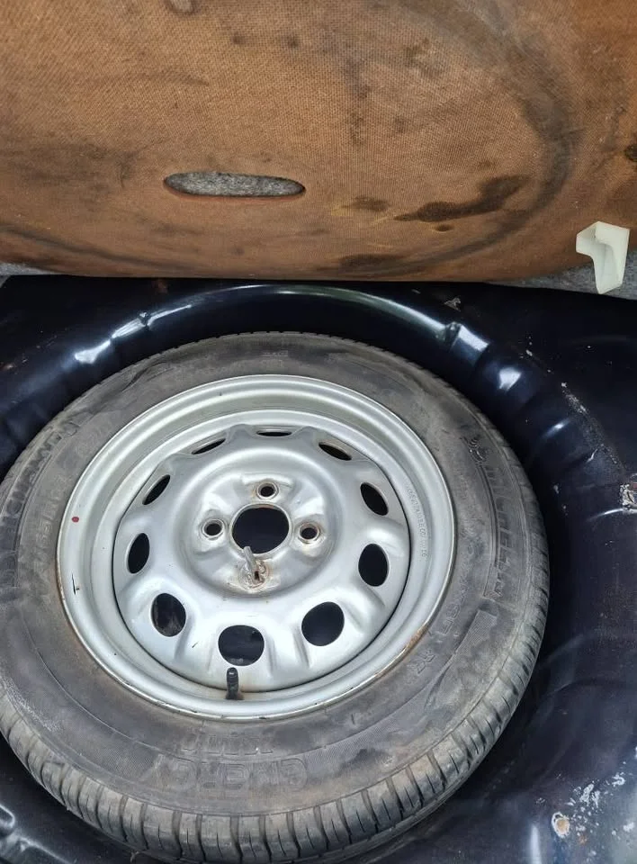 2000 Nissan Sunny IV 3