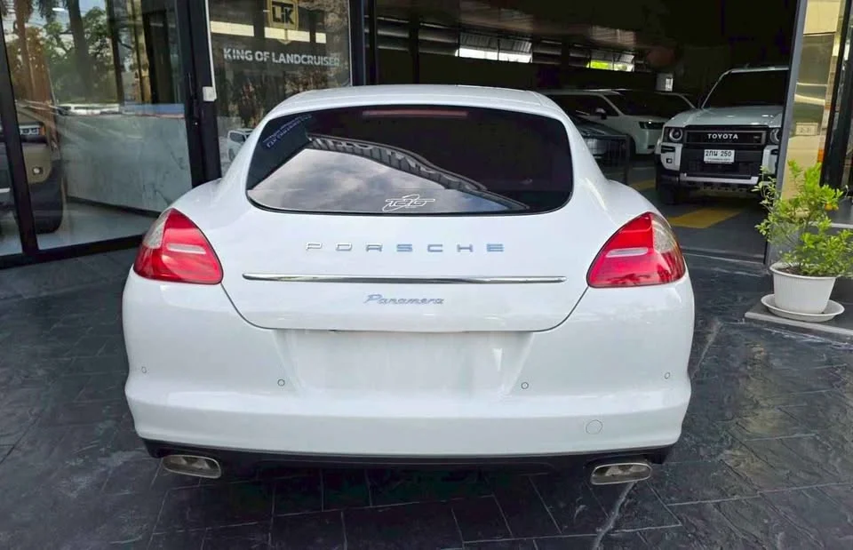 2012 Porsche Panamera I 2