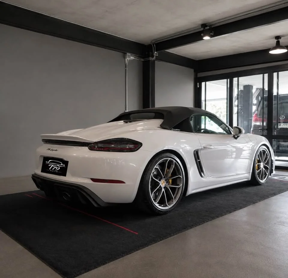 2022 Porsche 718 Boxster and Cayman IV 3