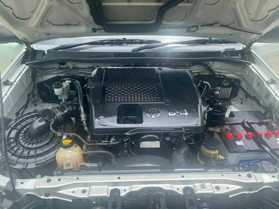 2014 Toyota Hilux VII 3