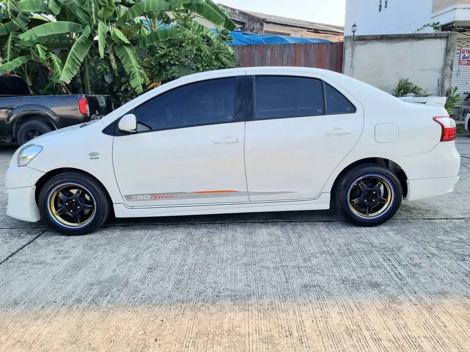 2013 Toyota Vios II 3