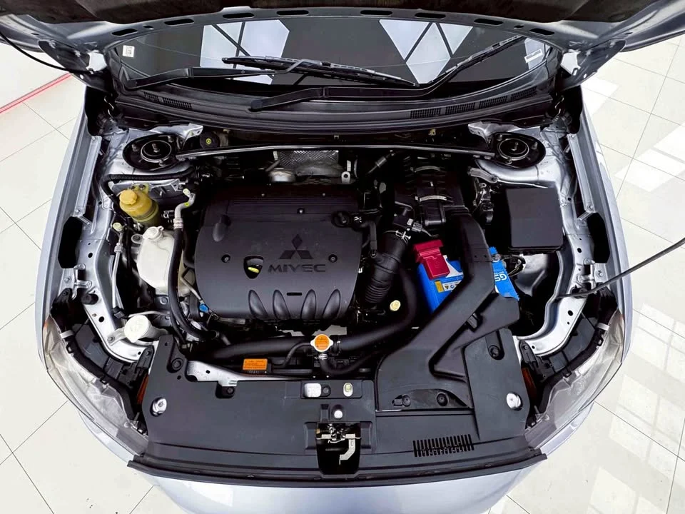 2011 Mitsubishi Lancer IX 2