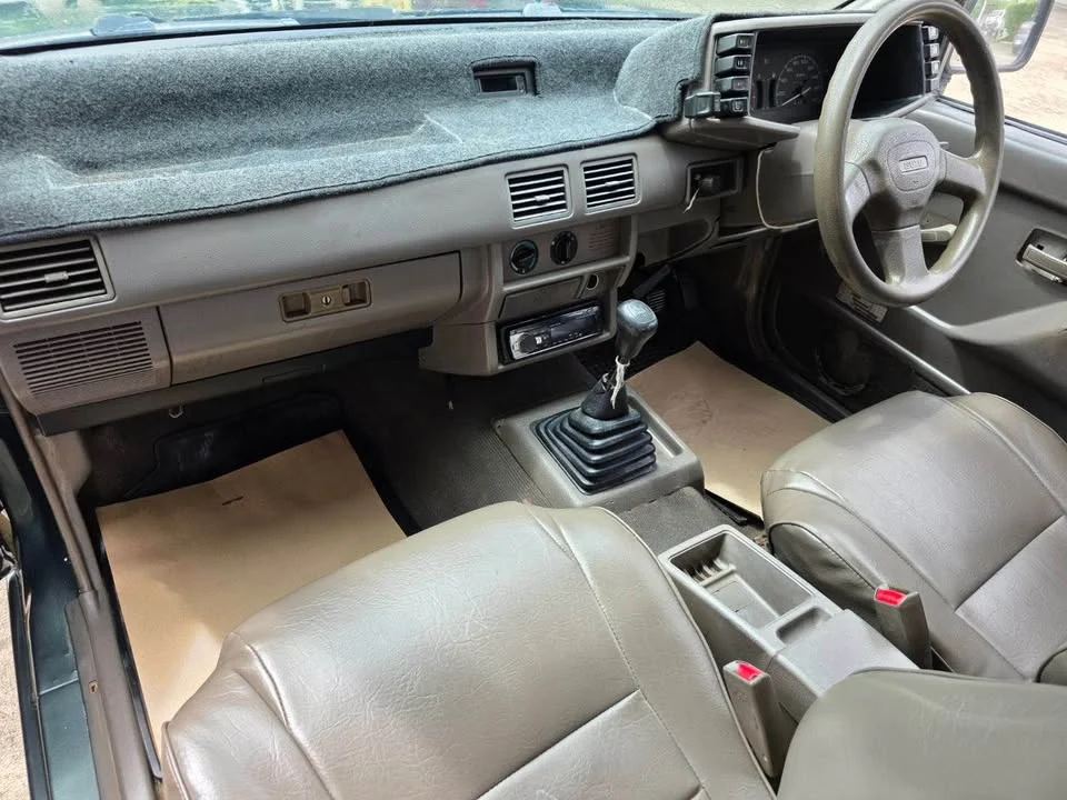 1996 Isuzu TFR III 3
