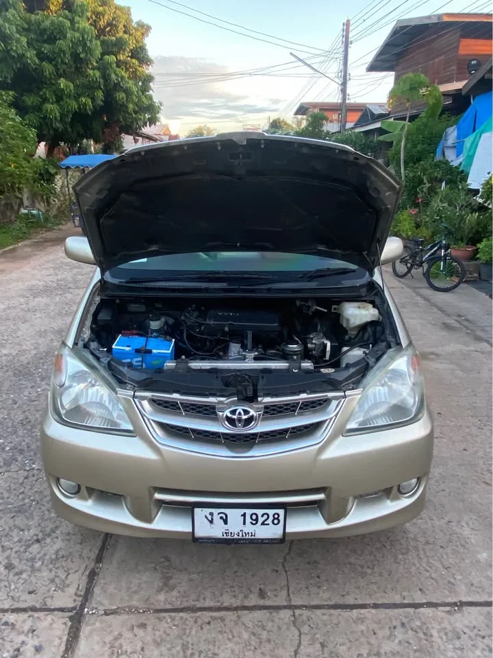 2010 Toyota Avanza I 2