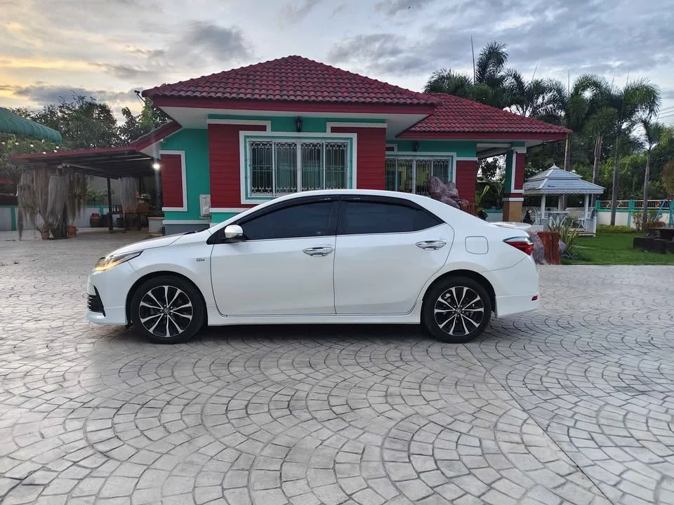 2019 Toyota Corolla Altis XI (E170) 2