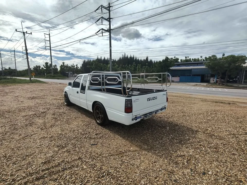 1993 Isuzu Faster Dragon Eyes III 2