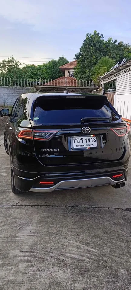 2014 Toyota Harrier III 2