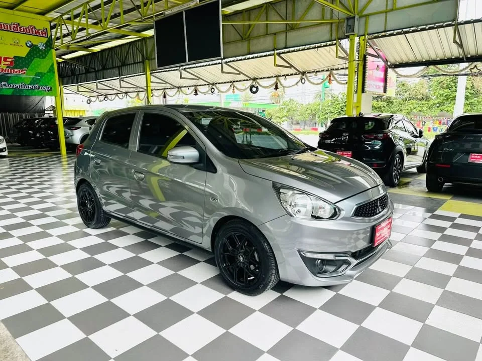2017 Mitsubishi Mirage VI 3