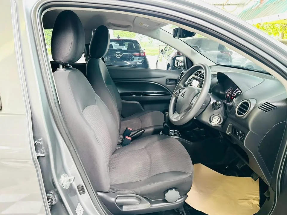 2017 Mitsubishi Mirage VI 3