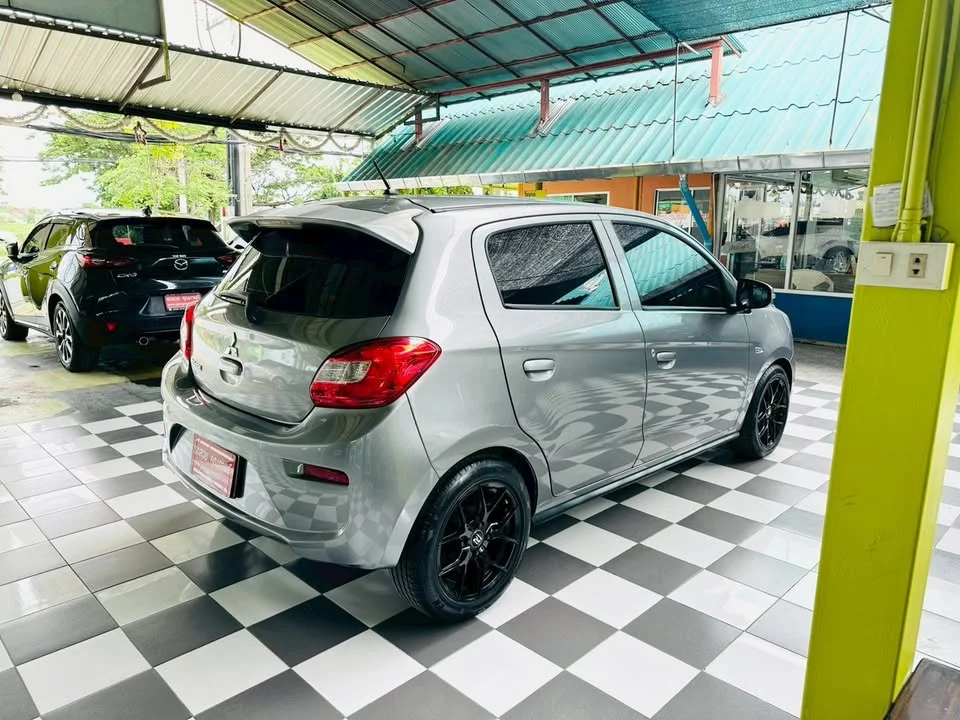 2017 Mitsubishi Mirage VI 2
