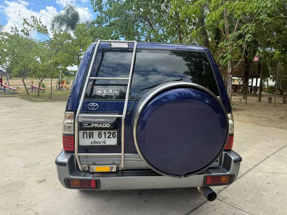 2000 Toyota Land Cruiser Prado J90 3