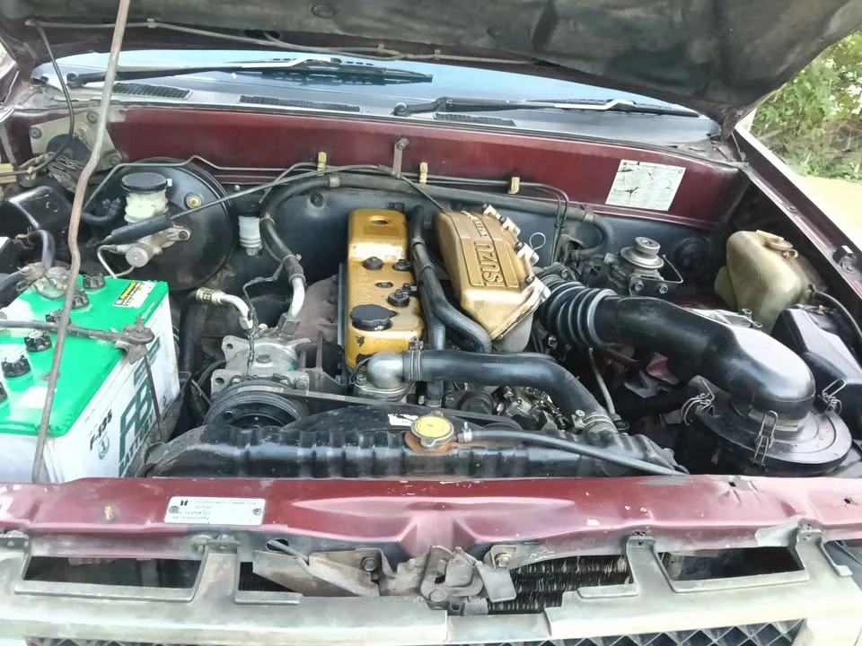 1993 Isuzu TFR III 2