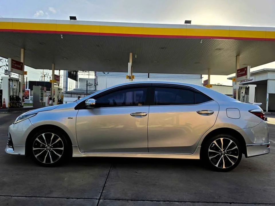 2019 Toyota Corolla Altis XI (E170) 3