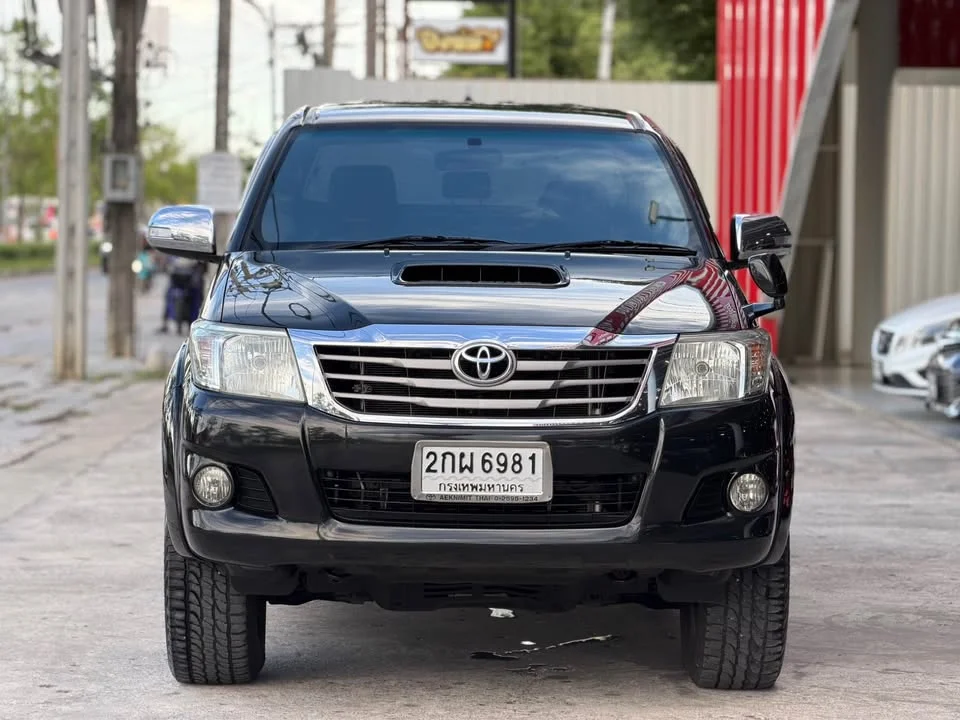 2013 Toyota Hilux VII 2