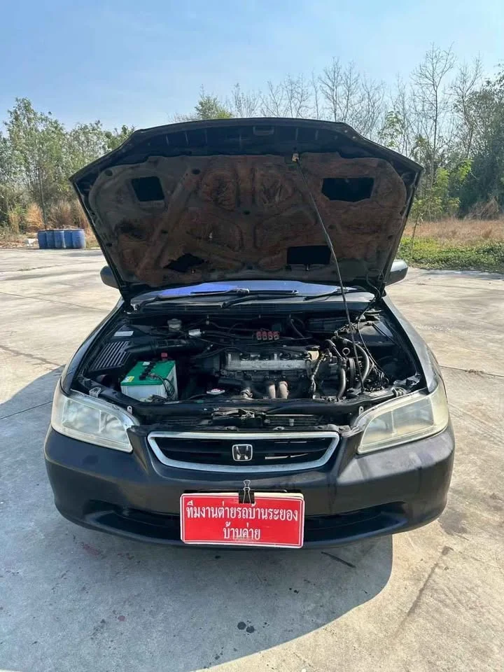 2000 Honda Accord VI 3