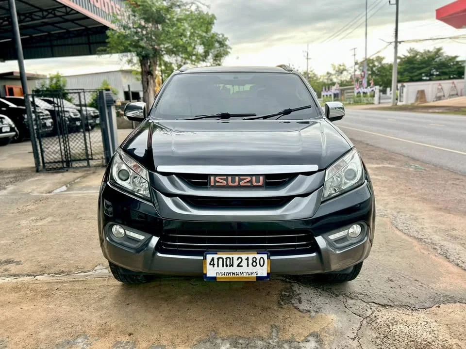 2015 Isuzu MU-X I 3