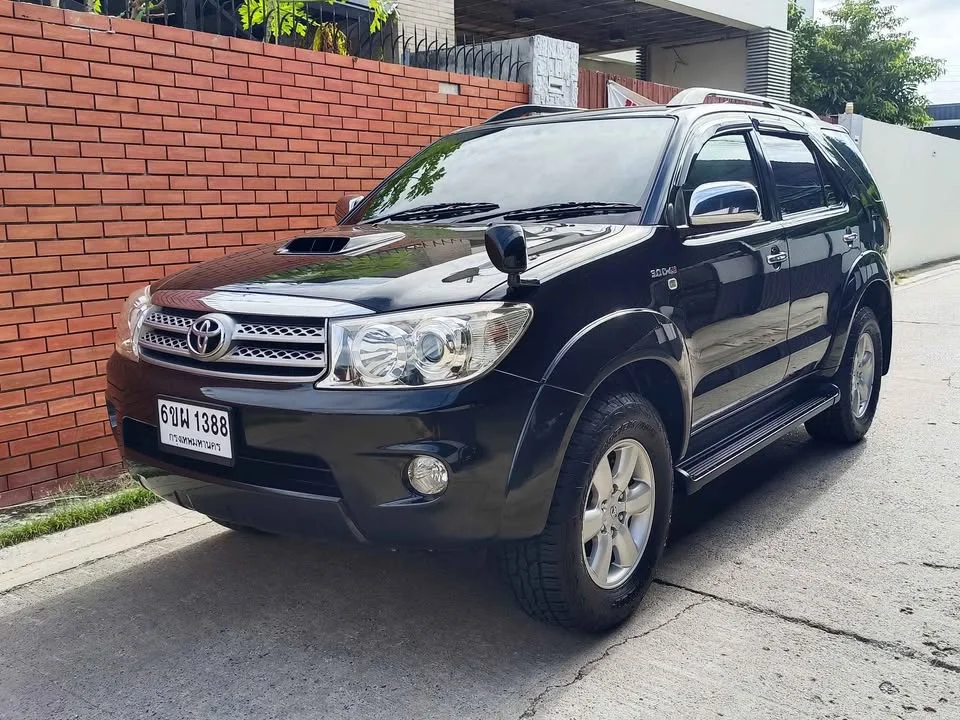 2008 Toyota Fortuner I 3