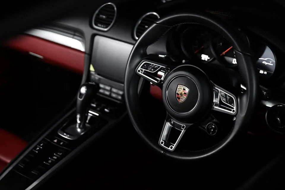 2018 Porsche 718 Boxster and Cayman IV 3