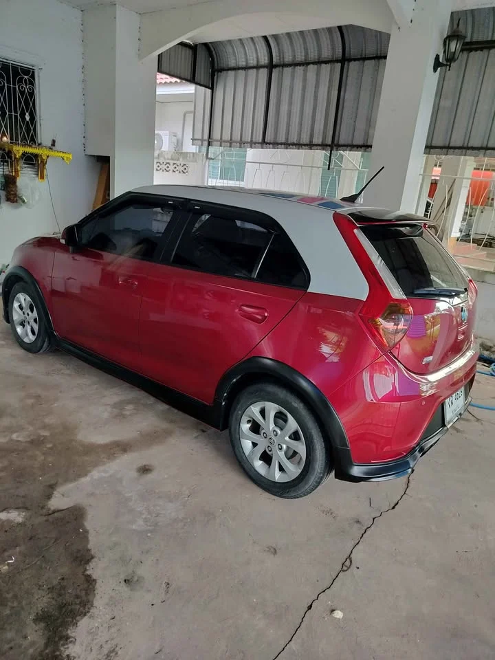 2016 MG 3 II 3