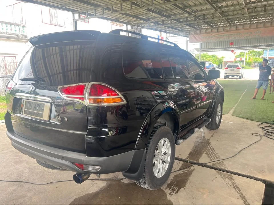 2010 Mitsubishi Pajero Sport II 3
