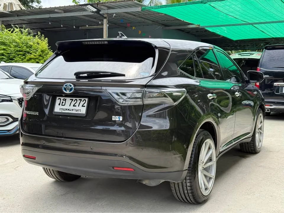 2014 Toyota Harrier III 3