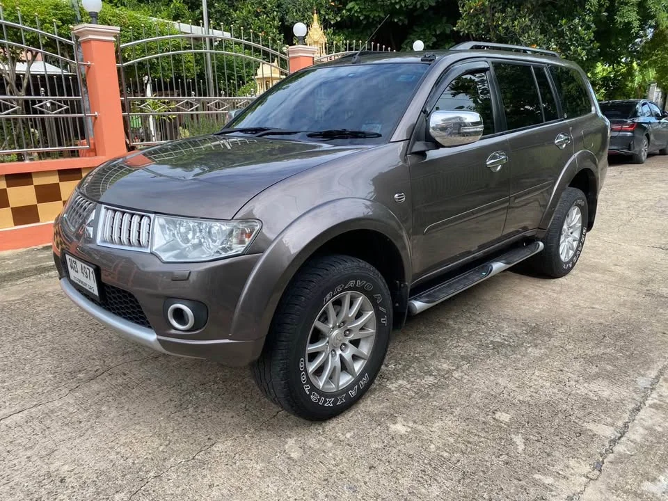 2012 Mitsubishi Pajero Sport II 3