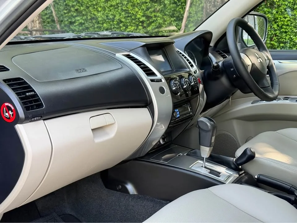 2009 Mitsubishi Pajero Sport II 3