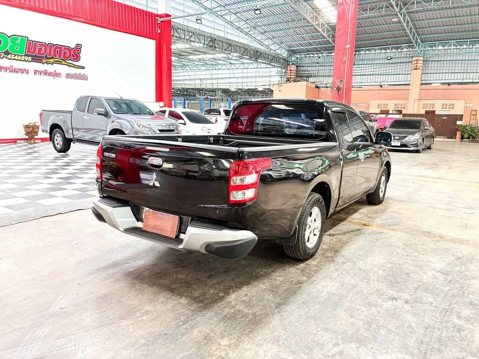 2016 Mitsubishi Triton V 3