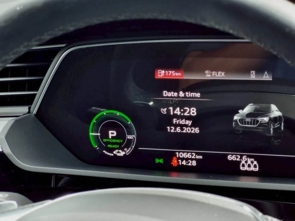2025 Audi Q8 e-tron 2