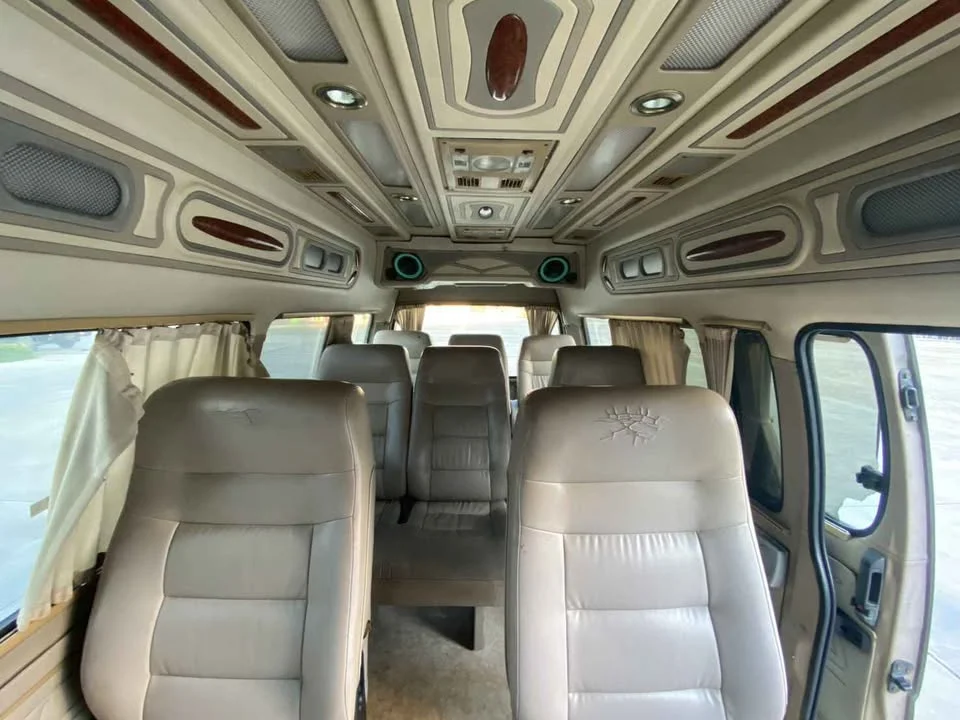 2005 Toyota Commuter IV (H100) 2