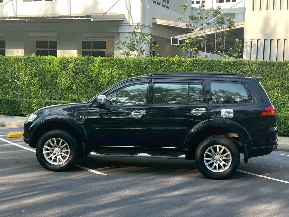 2012 Mitsubishi Pajero Sport II 3