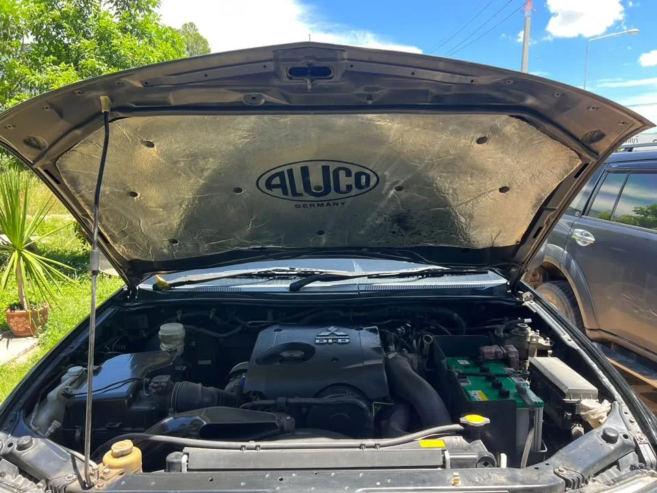 2012 Mitsubishi Pajero Sport II 2